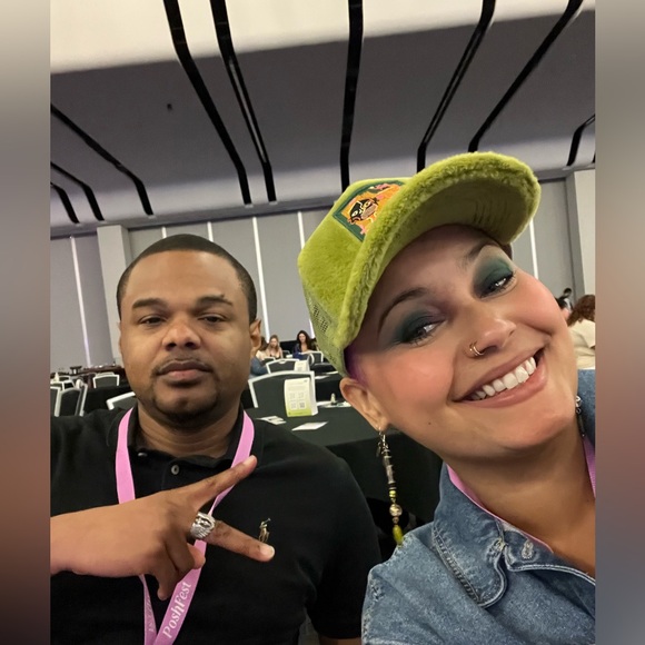 Moi/Hi ✌🏽 LIVE SHOW with Steph - Picture 4 of 16